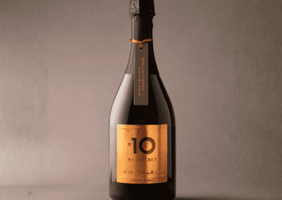 Wet Jacket Methode Traditionelle Bubbles Sparkling Pinot Noir No. 10 10th Anniversary